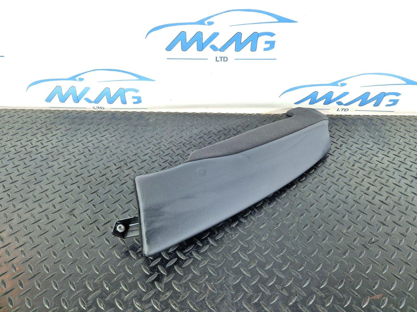 16-19 AUDI A4 B9 GENUINE OEM REAR LEFT SEAT COVER 8W0885703A
