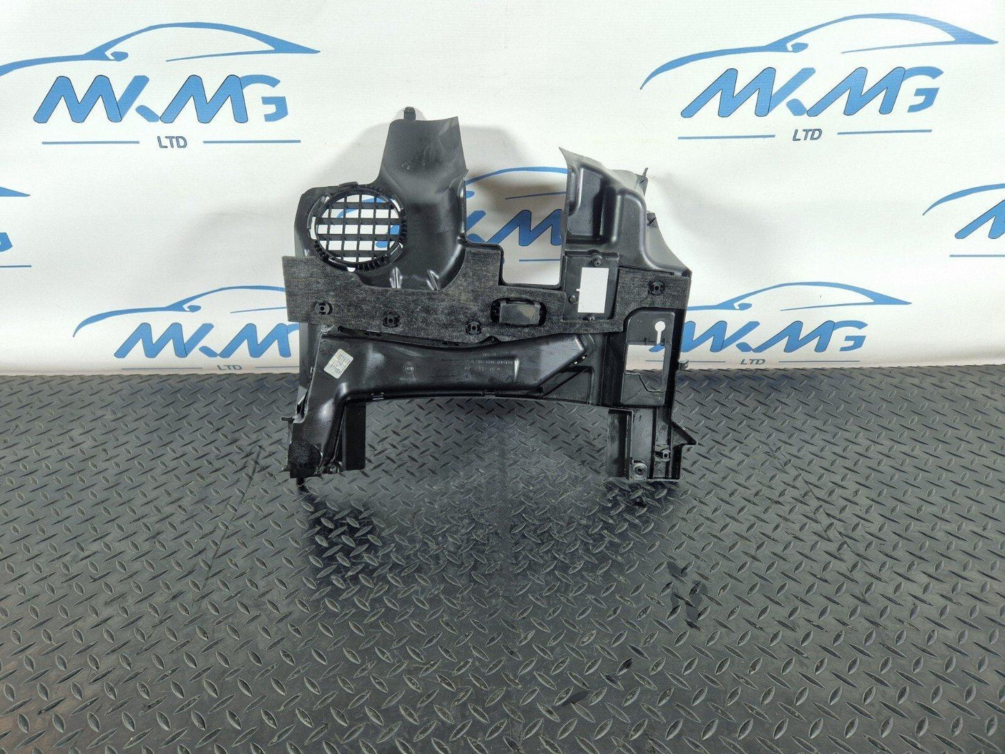 14-21 MERCEDES BENZ C300h W205 OEM DRIVER SIDE LOWER DASH TRIM COVER A2056801004