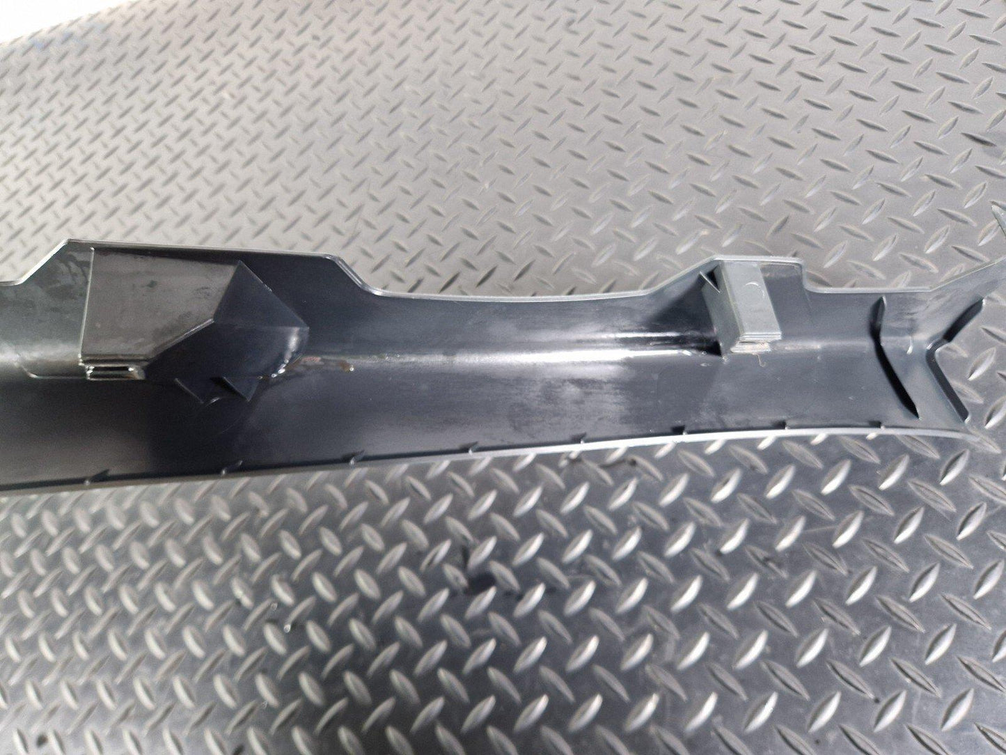 10-18 AUDI A7 4G S-LINE REAR RIGHT OSR C PILLAR LOWER SILL TRIM COVER 4G8867768A