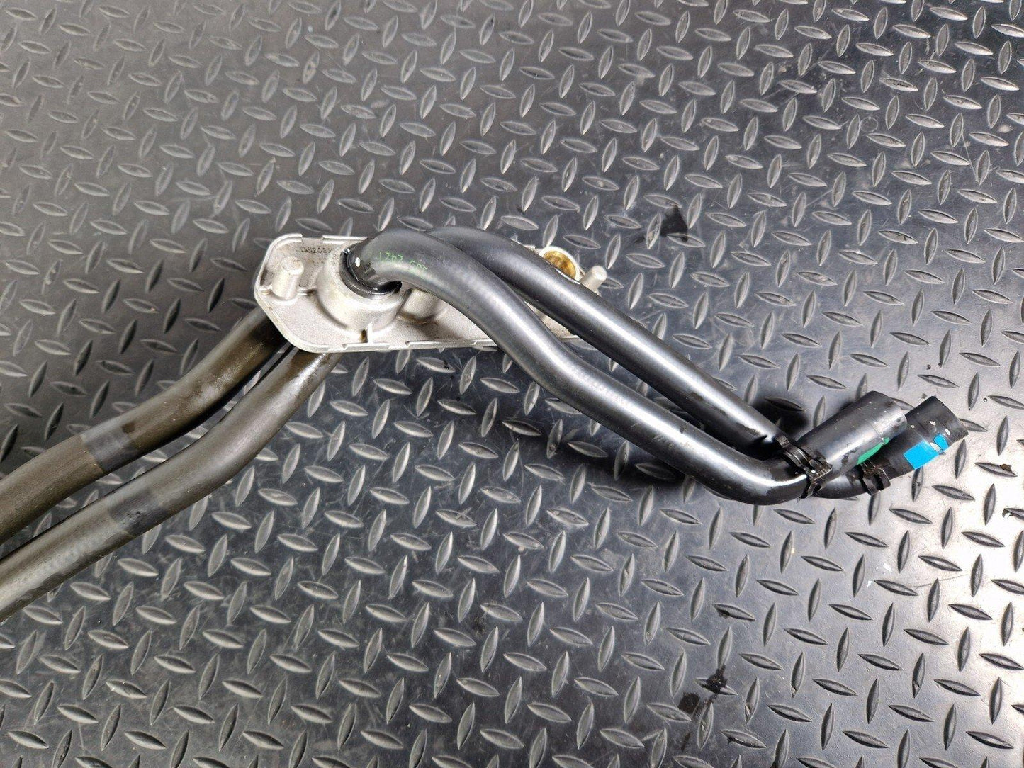 10-15 AUDI Q7 4L REAR HEATING PIPES WITH PLATE 7L0820339A 4L0819884