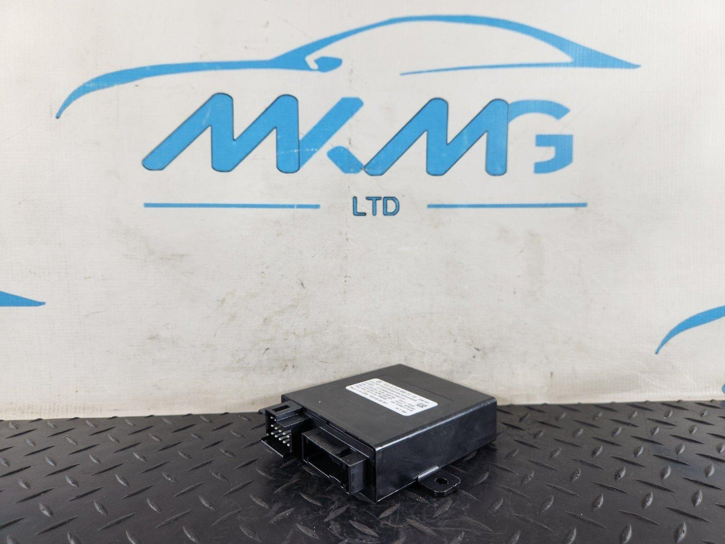 19-ON MERCEDES BENZ B CLASS W247 GENUINE COMFORT CONTROL MODULE A2139002113
