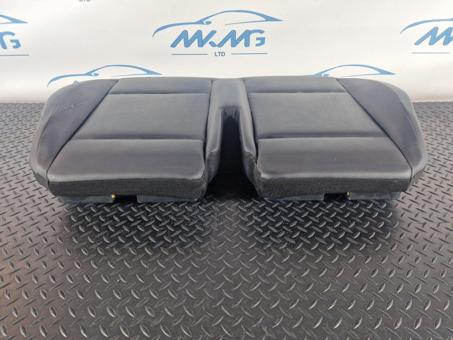 14-23 MERCEDES BENZ VITO W447 FRONT LEFT LEATHER DOUBLE SEAT BENCH A0009110537