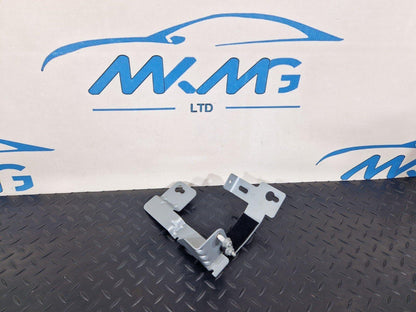 19-ON MERCEDES BENZ CLA C118 WATER COOLER VALVE BRACKET A1775043700