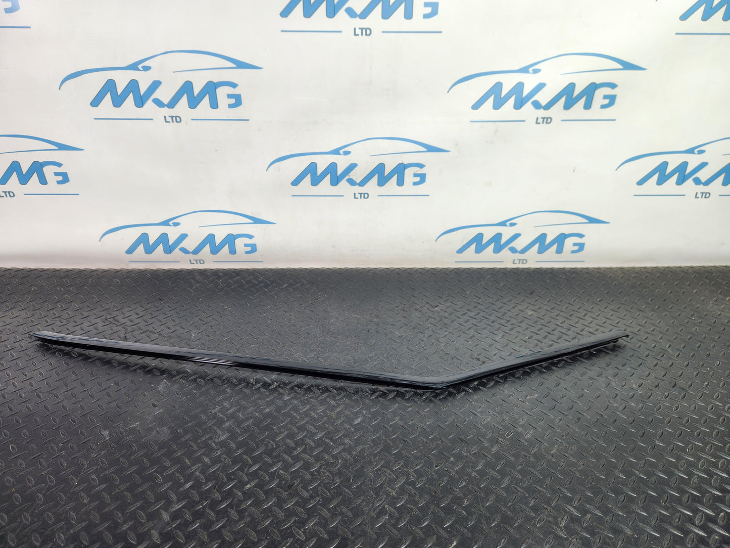 Range Rover Evoque SUV Right Upper Door Moulding Trim Damaged K8D2208A96AB