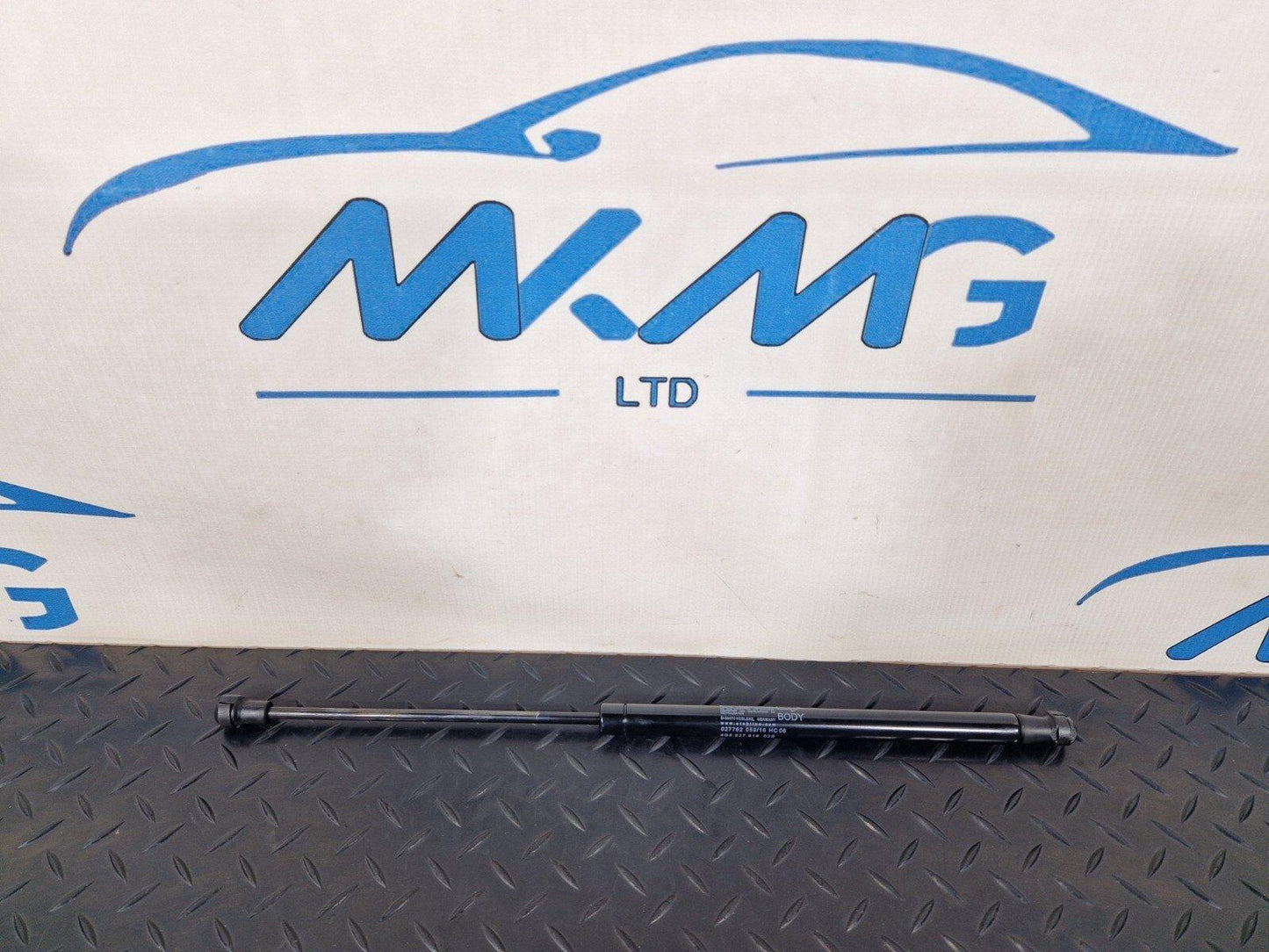 12-18 AUDI A6 C7 REAR TAILGATE BOOT LID GAS STRUT FITS LEFT & RIGHT 4G5827919