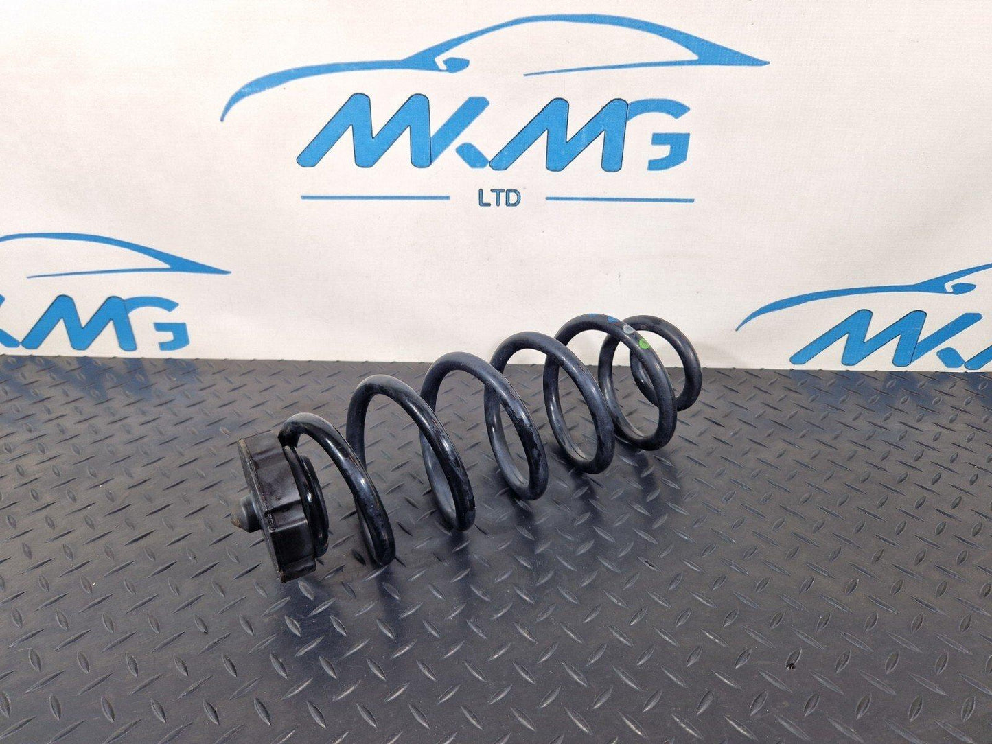 12-17 AUDI S5 CONVERTIBLE REAR COIL SPRING FITS LEFT & RIGHT 8K0511115HC
