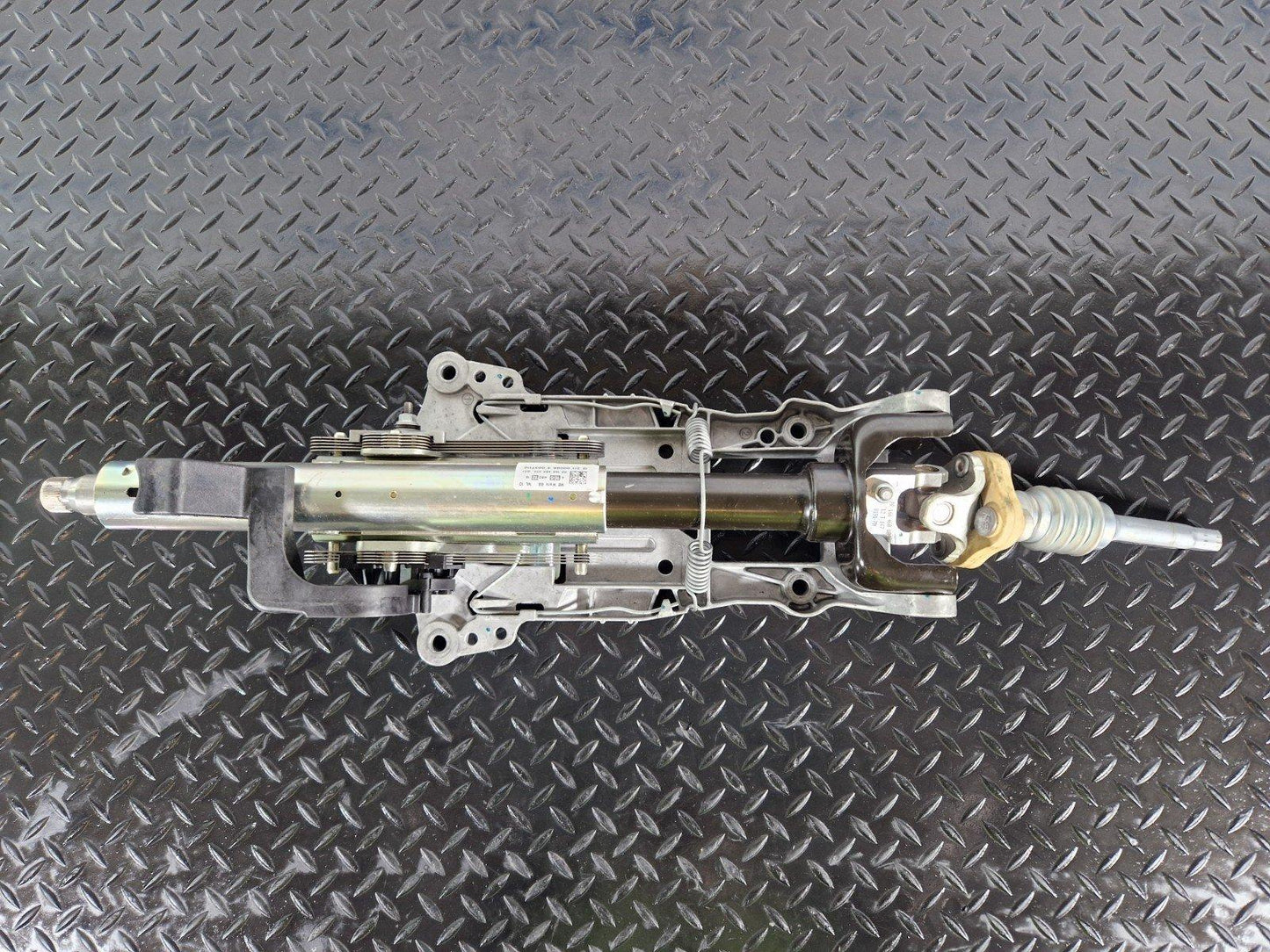 11-19 MERCEDES BENZ ML W166 GENUINE STEERING COLUMN A1664601216
