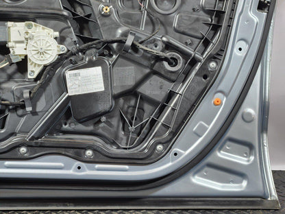 11-19 MERCEDES BENZ ML W166 GENUINE FRONT RIGHT O/S COMPLETE DOOR IN SILVER 988