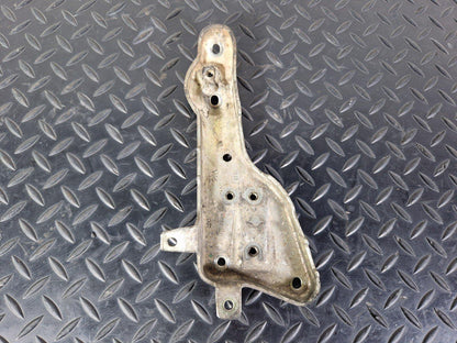 18-ON MERCEDES BENZ SPRINTER W907 OEM VALVE BRACKET A6511400200