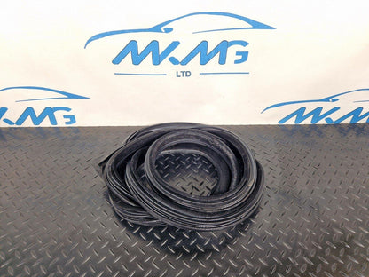 11-18 BMW 6 SERIES F06 REAR LEFT DOOR RUBBER WEATHER SEAL STRIP 7275315