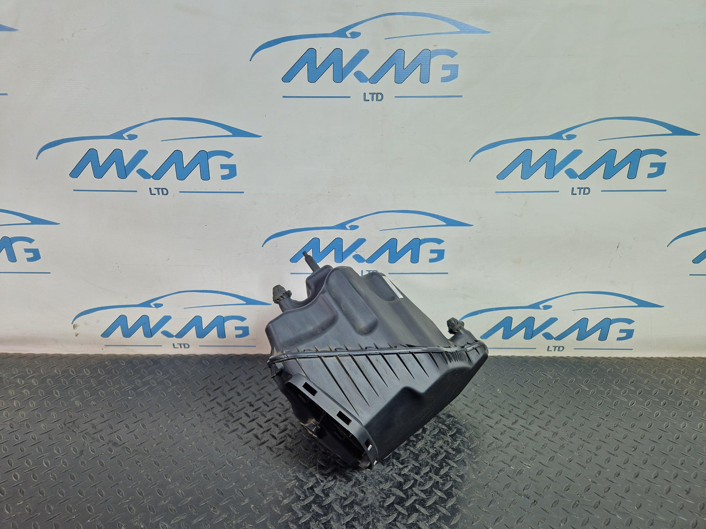 Audi A6 Allroad C7 Genuine Air Filter Housing Box 4G0133838AC