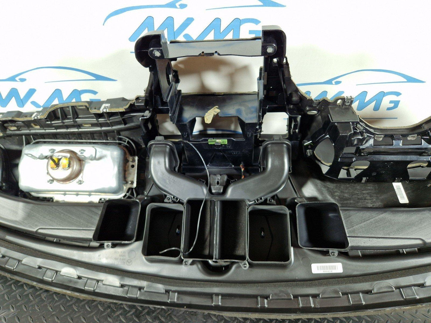 11-19 MERCEDES BENZ ML W166 GENUINE DASHBOARD PANEL WITH SRS A-BAG A1668600302