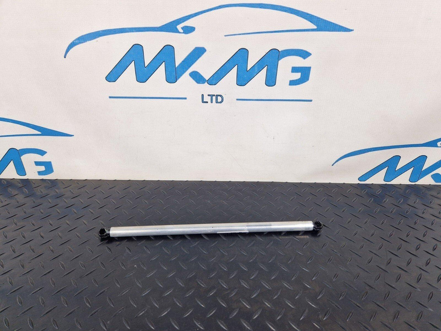 10-18 AUDI A7 4G S-LINE REAR BOOT TAILGATE GAS STRUT 4G8827858S