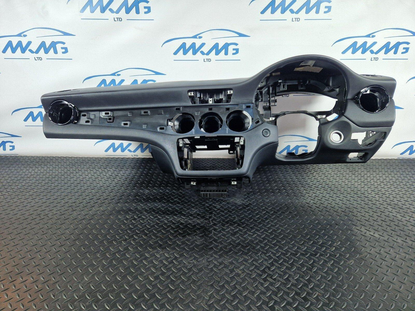14-20 MERCEDES BENZ GLA 200 X156 GENUINE FRONT DASHBOARD ASSEMBLY A1176800187