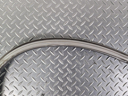 18-ON MERCEDES BENZ SPRINTER W907 W910 BONNET RUBBER SEAL A9108870000
