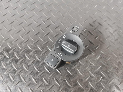 12-18 MERCEDES A B CLA-CLASS W176 W246 C117 GENUINE HEADLIGHT SWITCH A2469050050