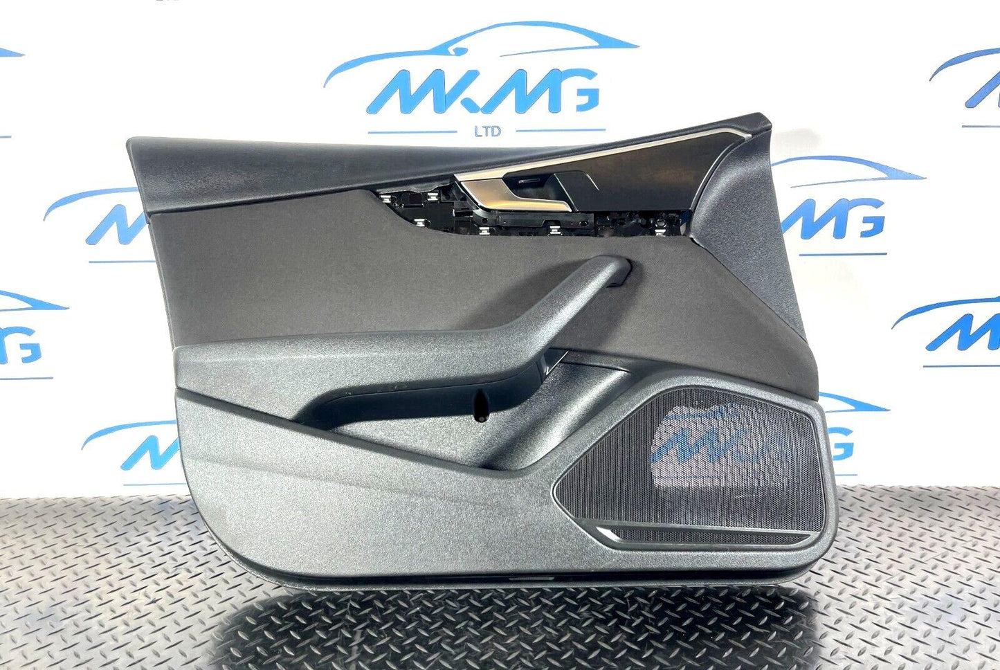 16-19 AUDI A4 B9 AVANT GENUINE FRONT PASSENGER SIDE DOOR CARD PANEL 8W0867133