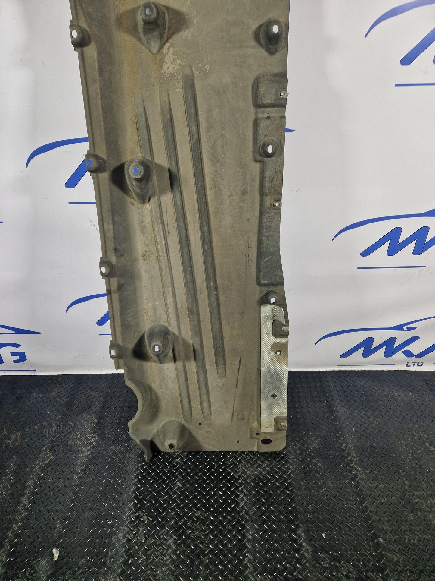 Land Rover Range Rover Evoque L551 Genuine Front Left N/S Underbody K8D2104C21AD
