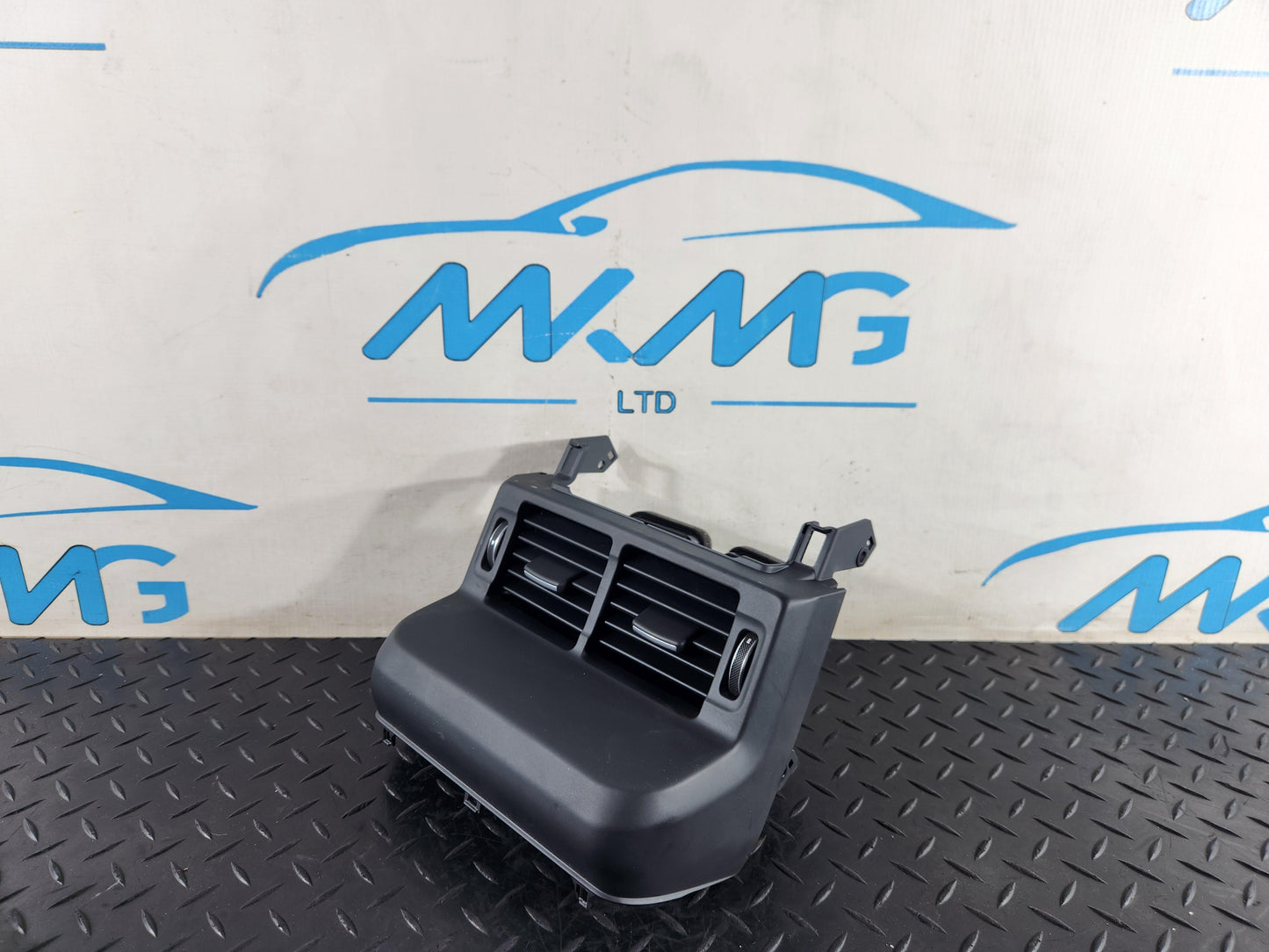 Land Rover Range Rover Evoque L551 Rear Centre Console Vents Trim K8D2-67448-A