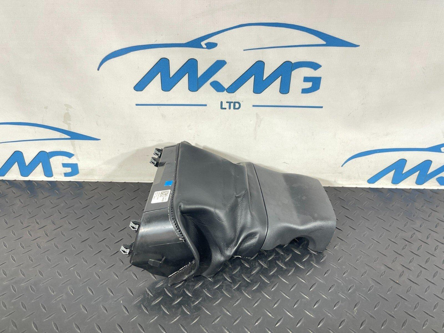 2019-ON  LAND ROVER DISCOVERY L550 STEERING WHEEL COVER TRIM K8D2044F16