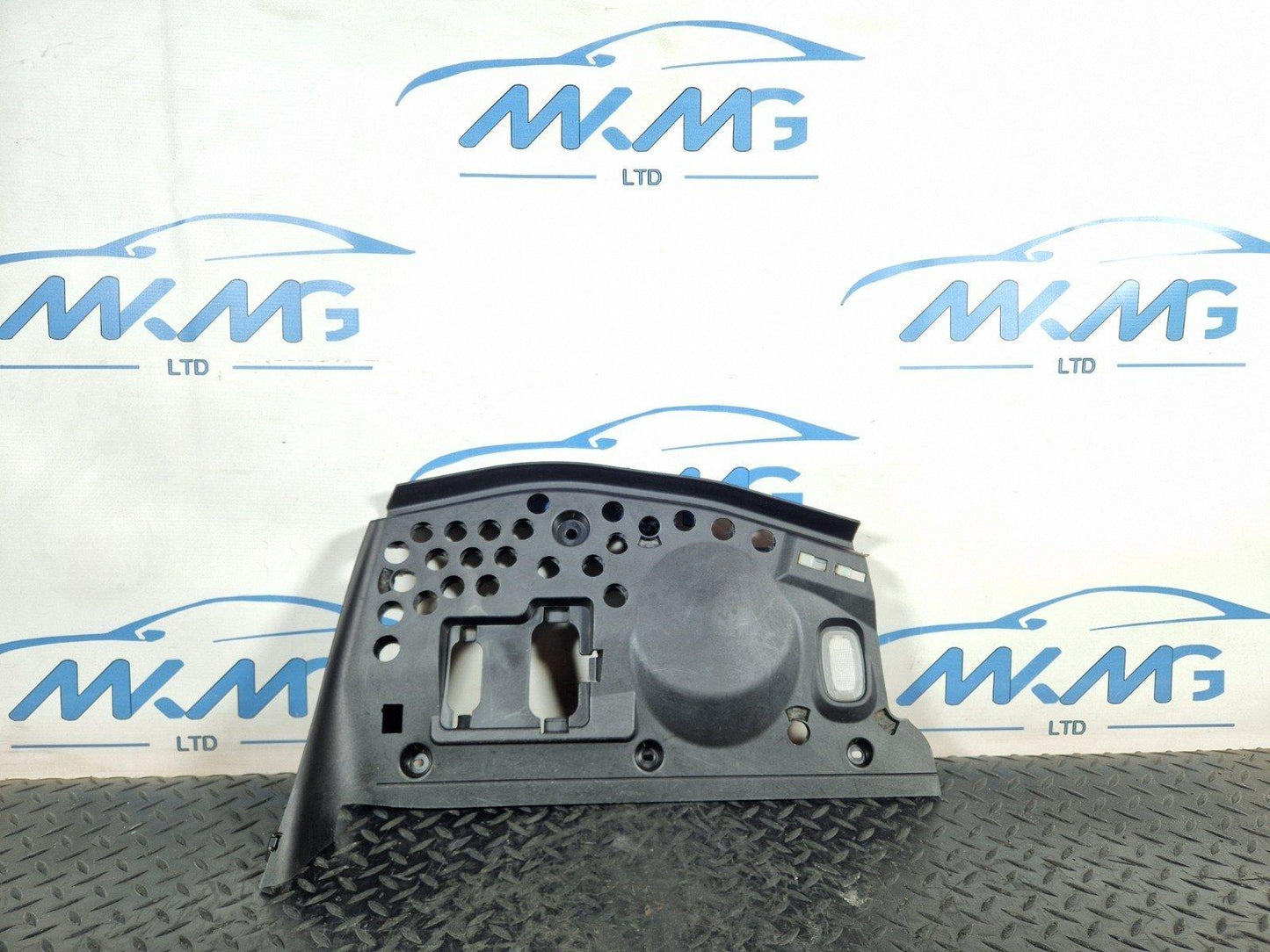 11-19 MERCEDES BENZ ML W166 LEFT SIDE N/S UNDER DASH TRIM COVER A1666801808