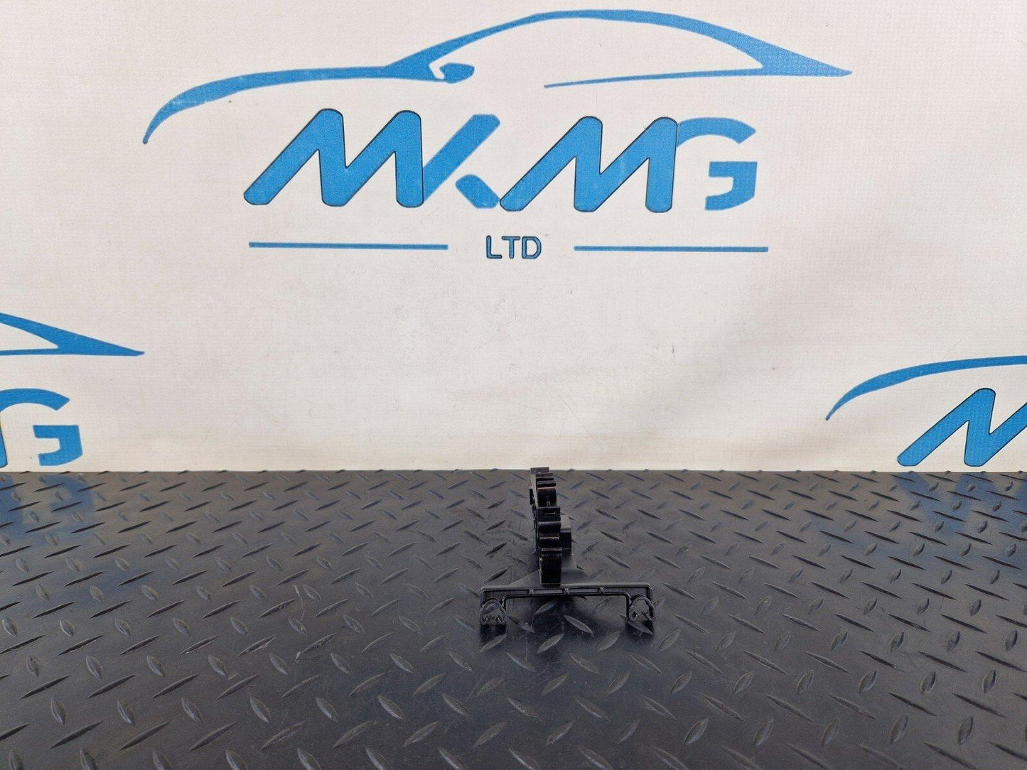 15-18 AUDI A7 4G GENUINE WIRE MOUNT BRACKET 059971504J