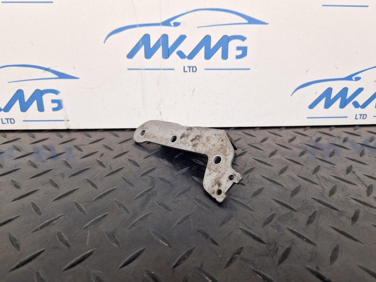 14-21 MERCEDES-BENZ C-CLASS C250D W205 GENUINE MOUNT A6510942227