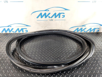 19-ON MERCEDES B CLASS W247 TAILGATE BOOT LID RUBBER SEAL A2477402100
