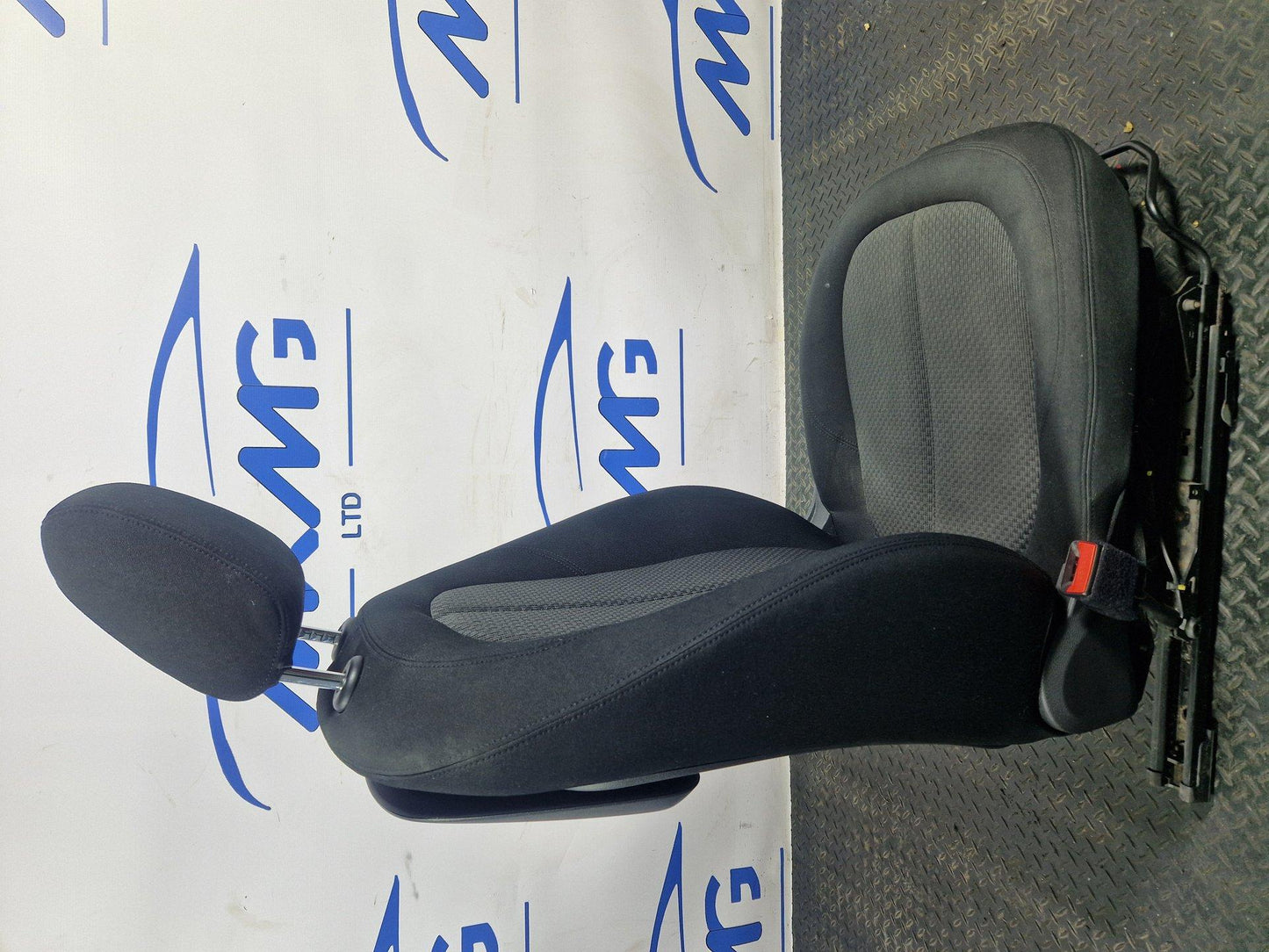 BMW 2 Series X1 F48 F45 F46 Front Left N/S Passenger Cloth Seat With Headrest