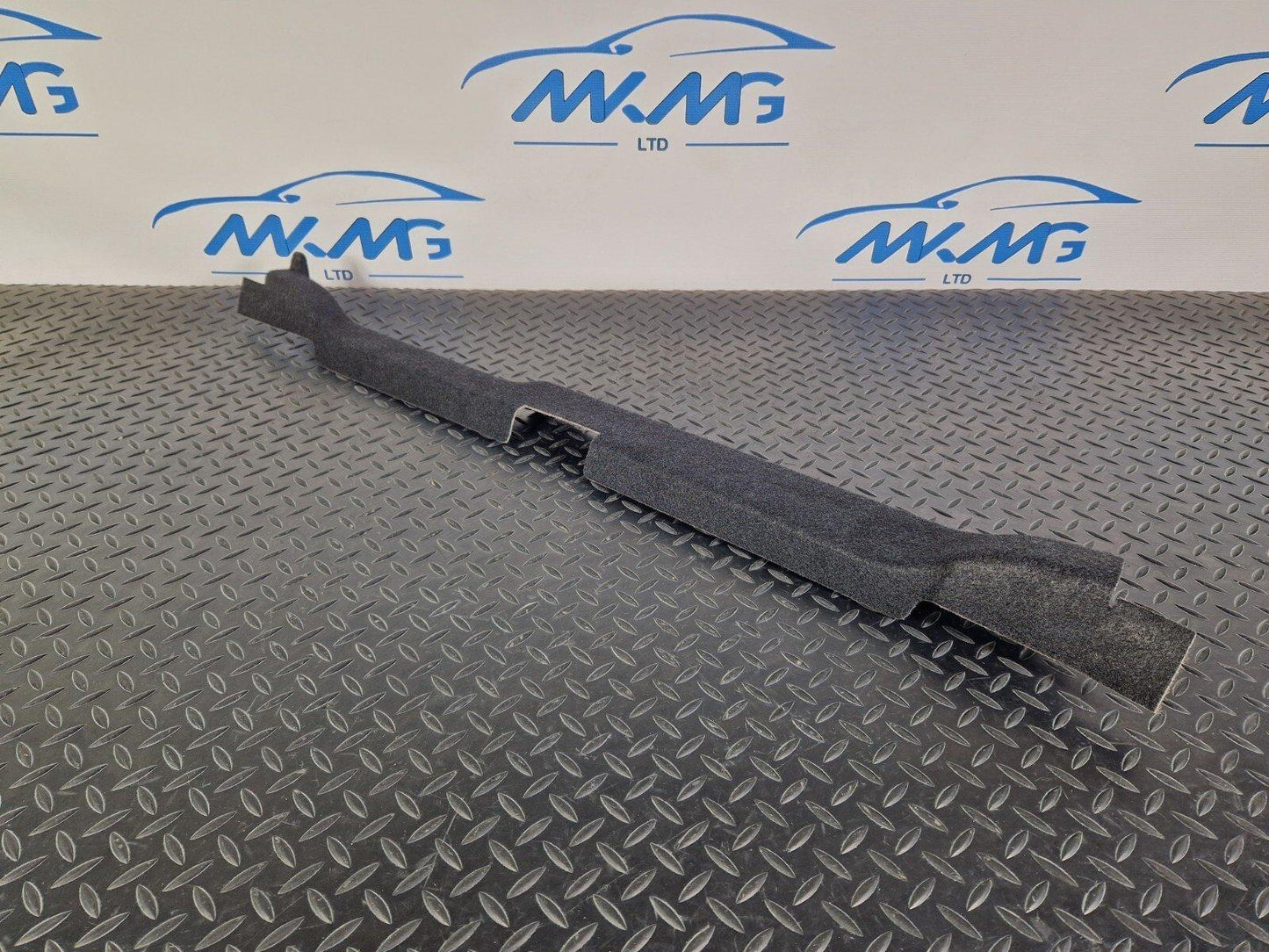 14-21 MERCEDES BENZ C200d W205 BOOT TRUNK COMPARTMENT A20568447
