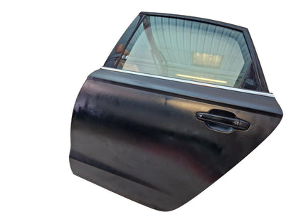 12-18 AUDI A6 C7 SALOON REAR LEFT N/S COMPLETE DOOR IN BLACK (NEEDS REPAINTING)