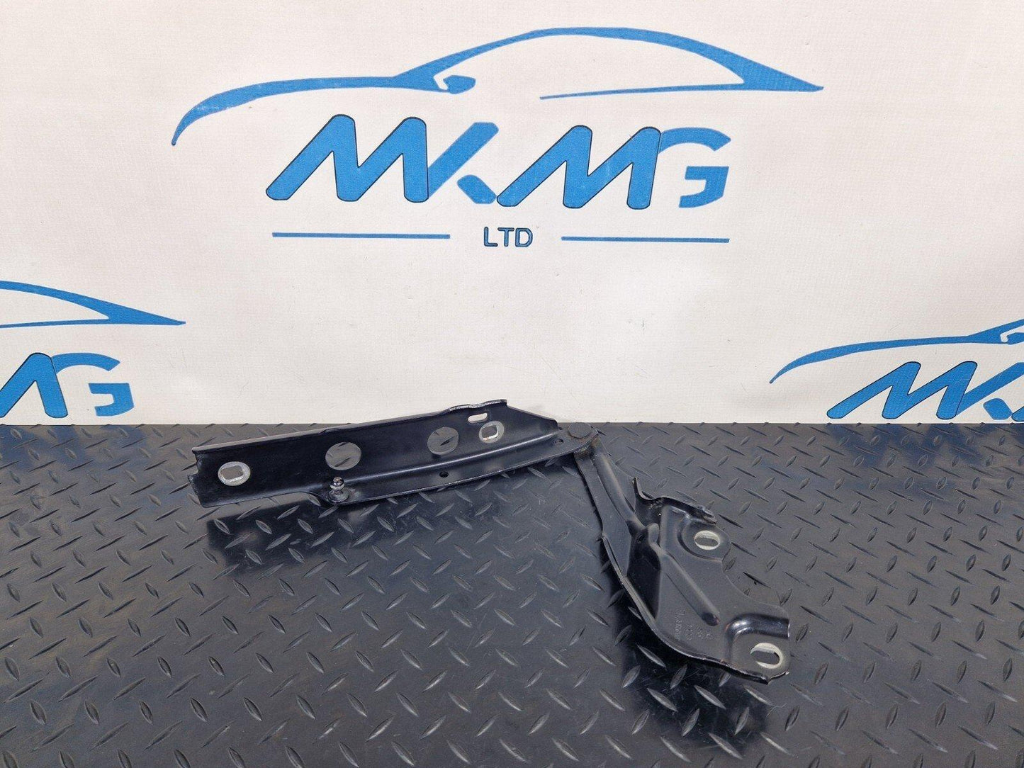 10-18 AUDI A7 4G S-LINE FRONT HOOD BONNET DRIVERS RIGHT SIDE HINGE 4G8823302D