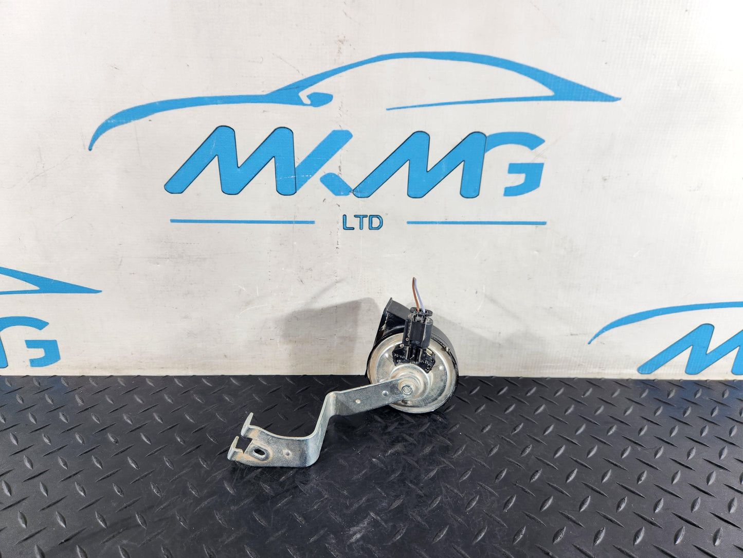 BMW 118i F40 Hatchback Genuine Alarm Siren Horn Signal 7933223