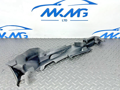 16-19 AUDI A4 B9 SALOON GENUINE RIGHT DRIVER SIDE WING PANEL SEAL 8W0821170