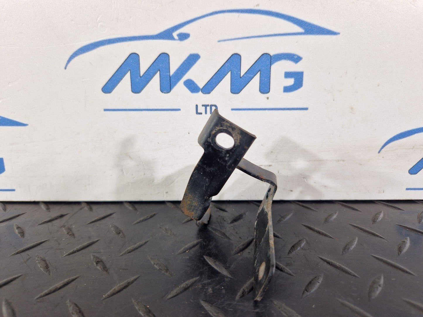 11-19 MERCEDES BENZ ML W166 THANSMITION OIL COLLER BRACKET A1665011920