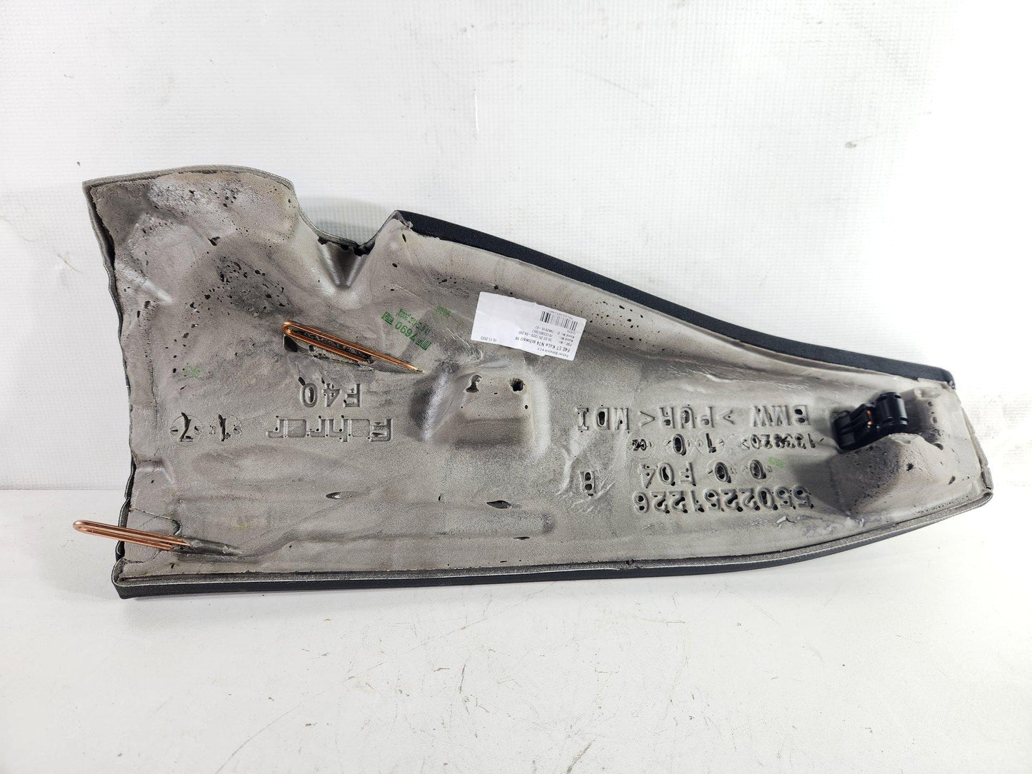 BMW 118i F40 Hatchback Genuine Right Side Lateral Trim Panel Cover 7942610