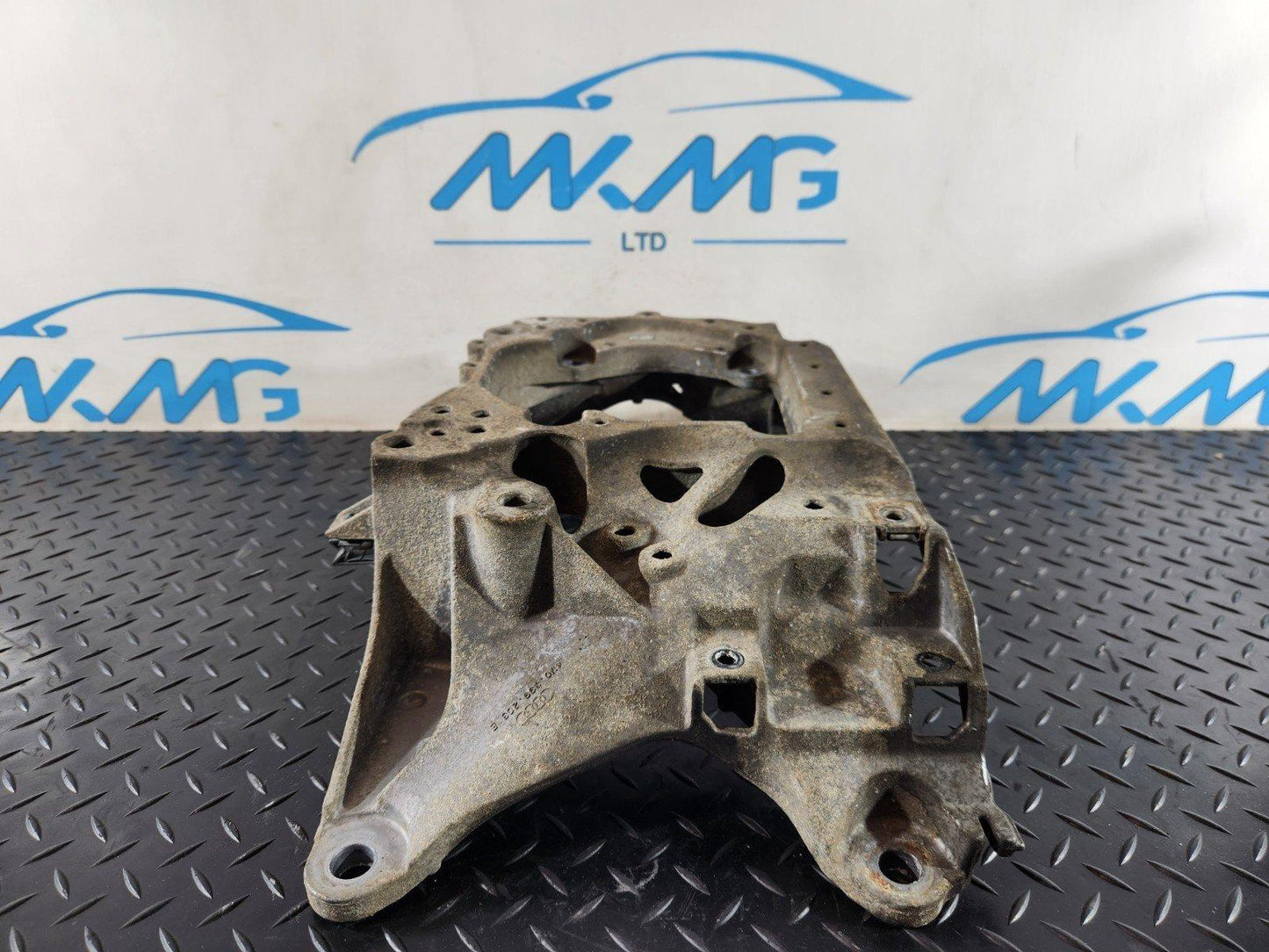 16-20 AUDI Q7 4M 3.0 DIESEL CRTC GENUINE GEARBOX MOUNT 4M0399263E