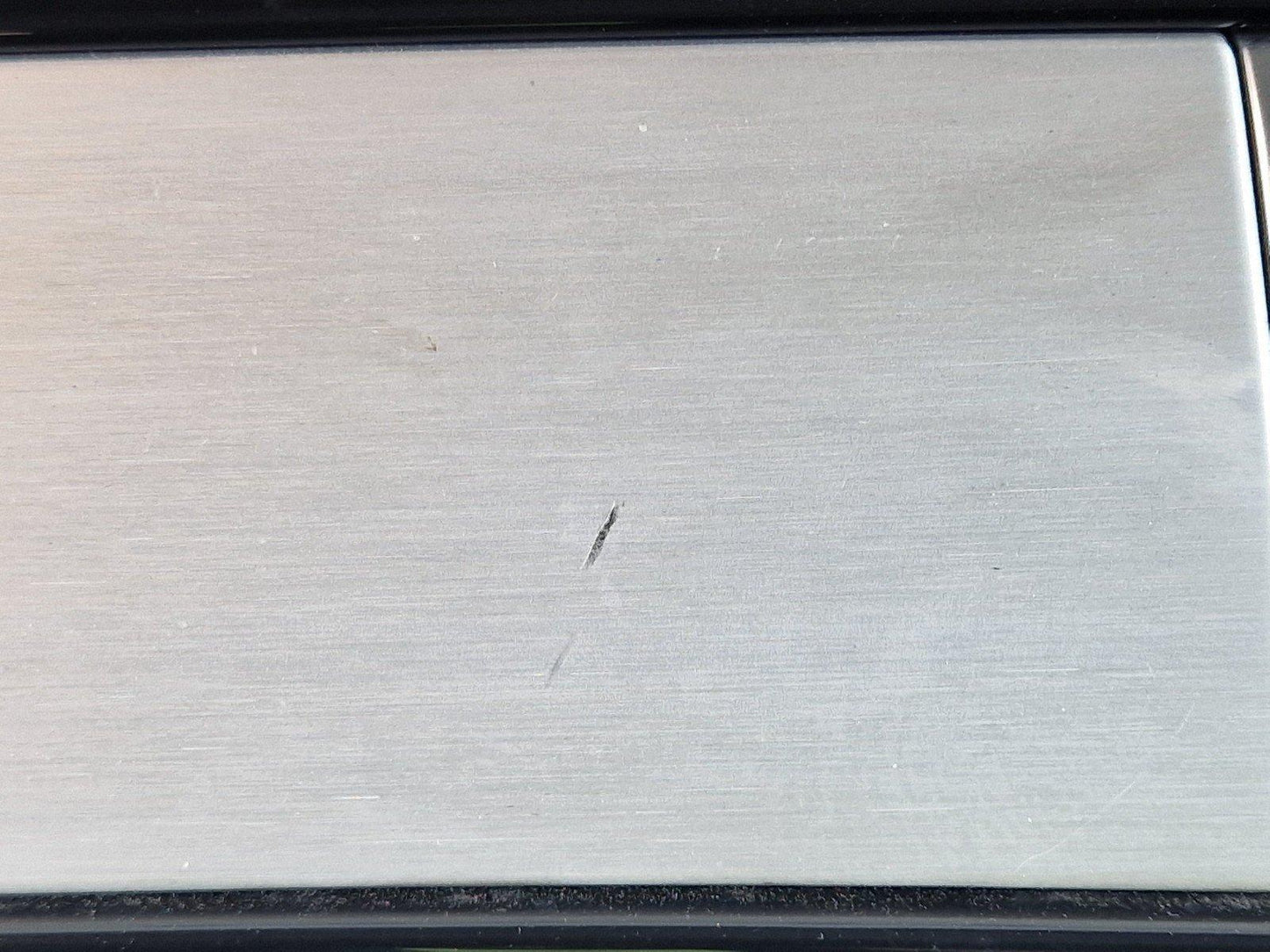 10-18 VW TOUAREG 7P GENUINE RIGHT DASHBOARD TRIM WITH VENTS 7P2857189A