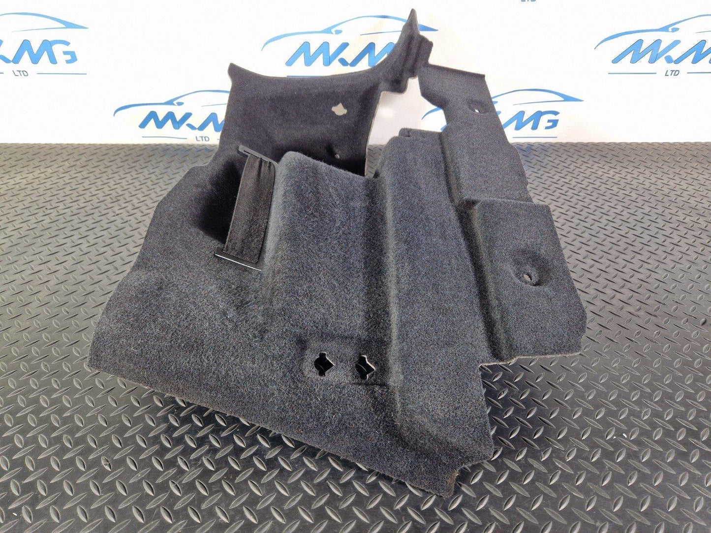 BMW 2 SERIES GRAN TOURER F46 GENUINE REAR RIGHT O/S BOOT SIDE PANEL TRIM 7360968
