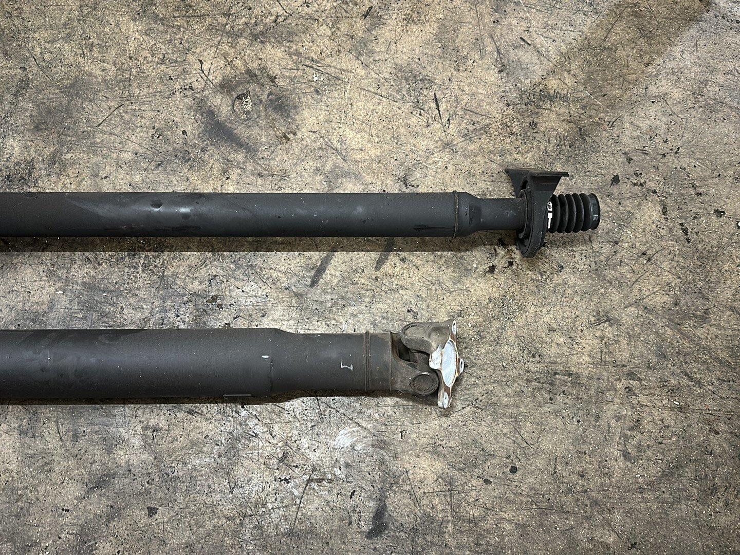 Mercedes-Benz Sprinter W907 2.0 Cargo Van Genuine Rear Prop Shaft