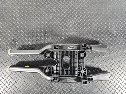 19-ON RANGE ROVER EVOQUE L551 INTERIOR SUPPORT BRACKET WITH DUCTS K8D2-048B38-A