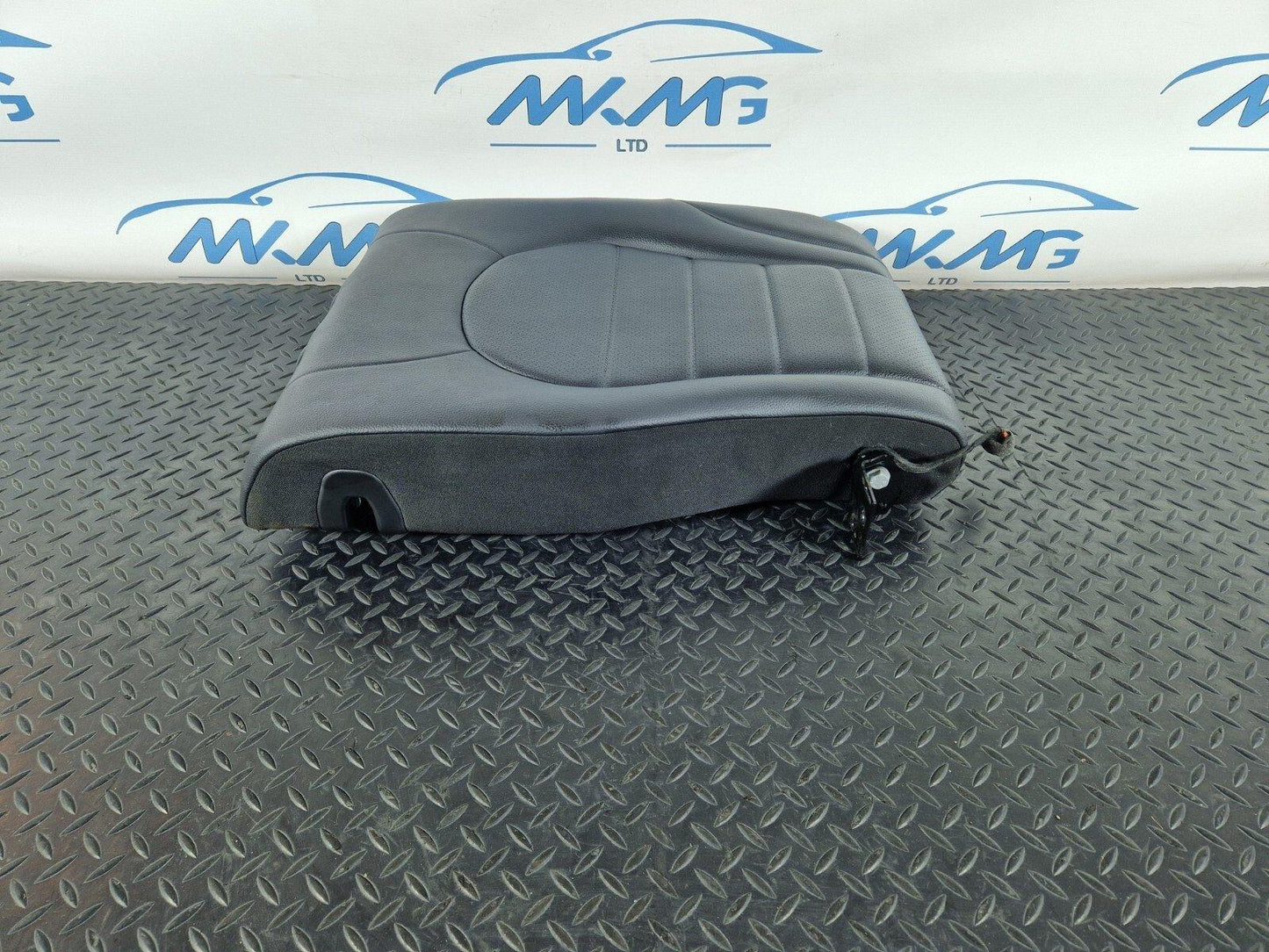 14-21 MERCEDES BENZ C300h W205 OEM REAR RIGHT SEAT BLACK LEATHER BACKREST