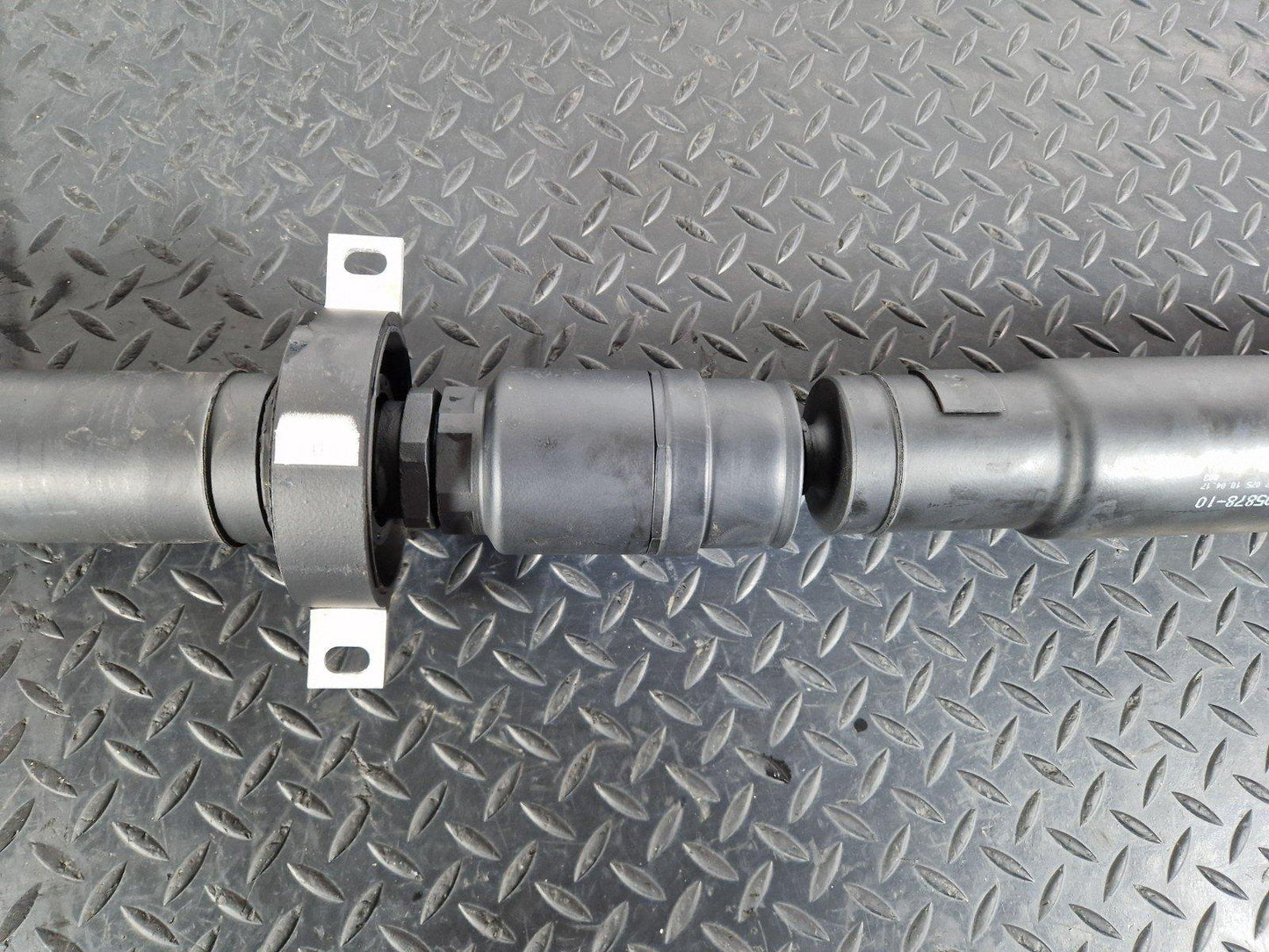 16-22 BMW X1 F48 X-DRIVE AUTO GENUINE COMPLETE PROPSHAFT 8605878