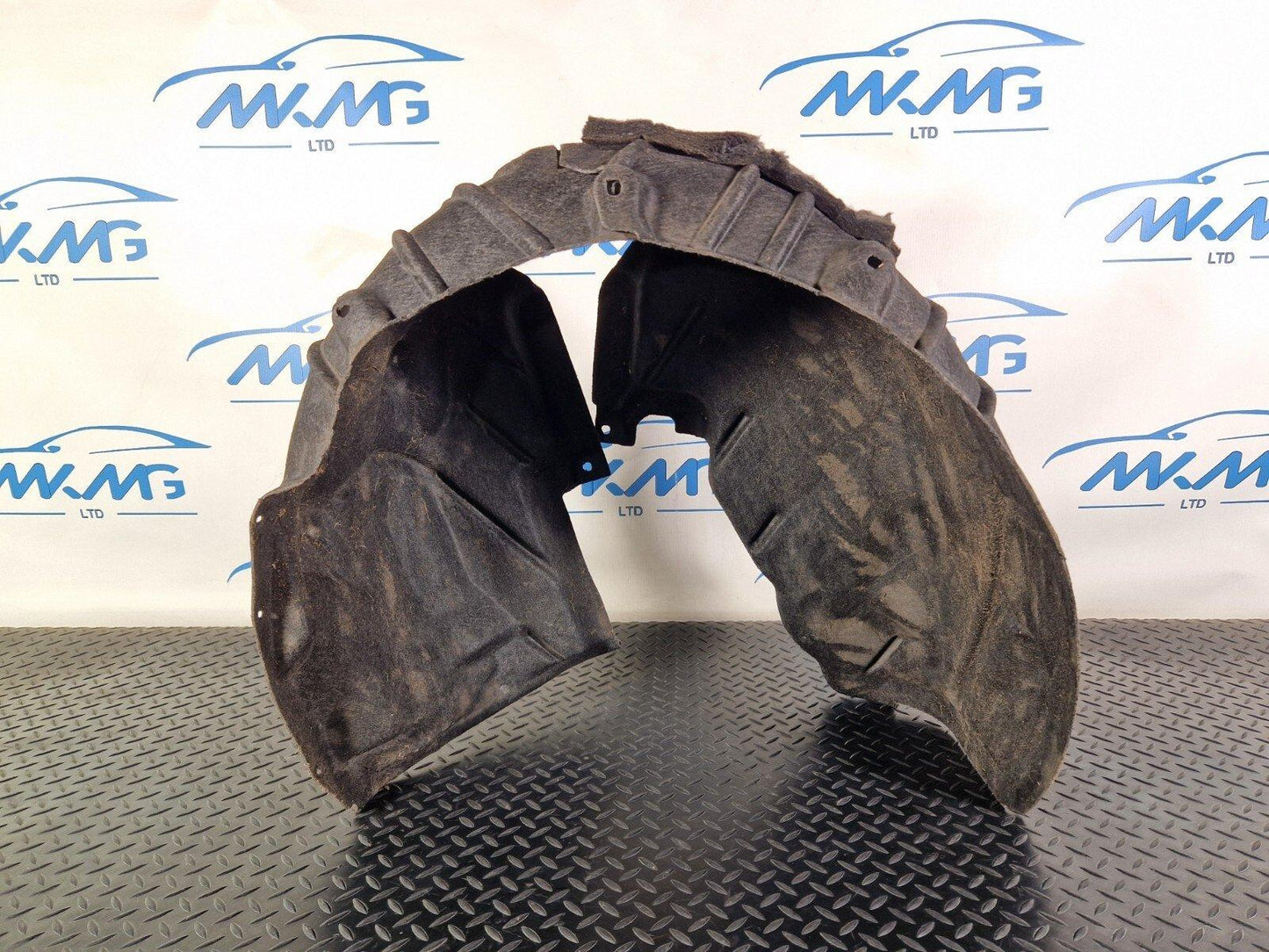 16-19 AUDI A4 AVANT B9 S-LINE WHEEL ARCH LINER REAR LEFT SPLASH GUARD 8W0810172G