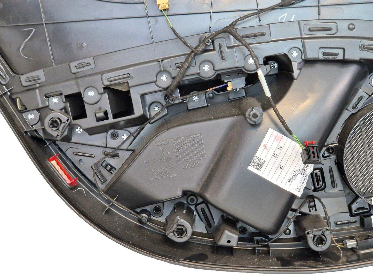 16-19 AUDI A4 B9 SPORT LEATHER O/S/R REAR DRIVER RIGHT DOOR CARD PANEL 8W0868066