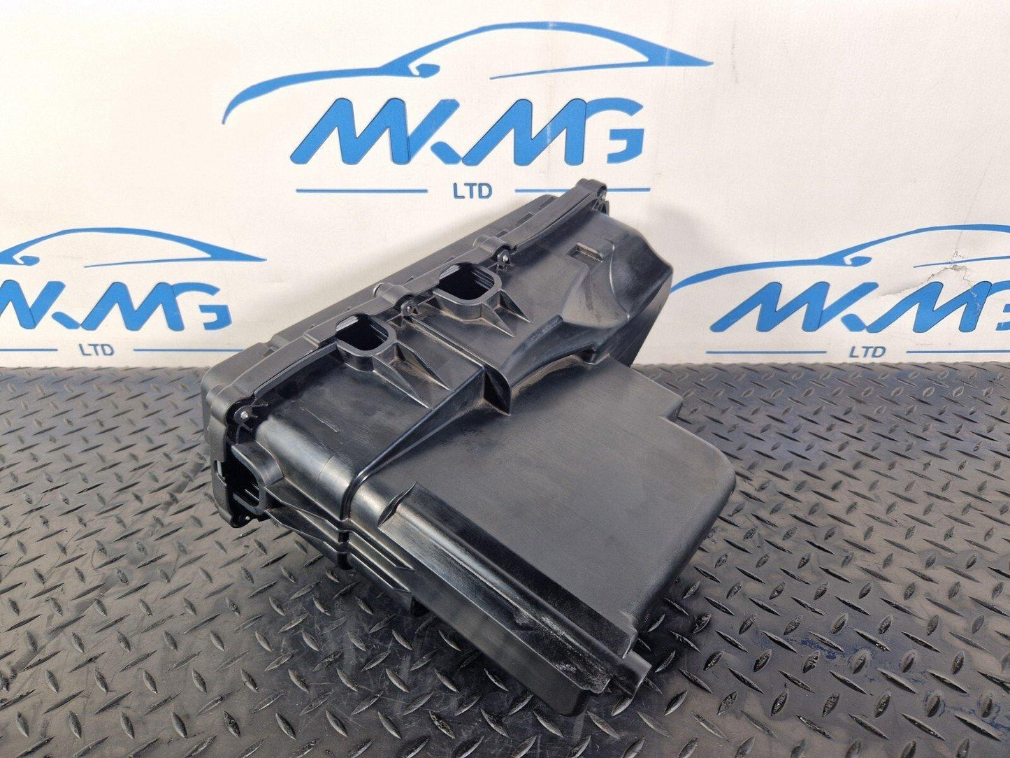 12-18 BMW 4 SERIES F36 M-SPORT ECU COMPUTER BOX HOUSING COVER PROTECTION 8509916
