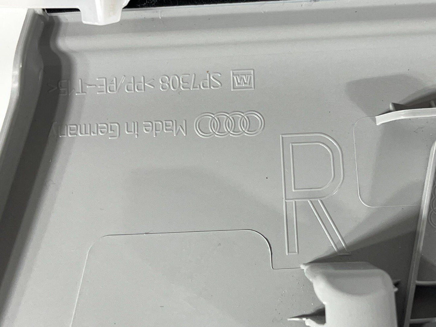 16-19 AUDI A4 B9 ESTATE GENUINE RIGHT DRIVER SIDE B-PILLAR TRIM COVER 8W0867244C