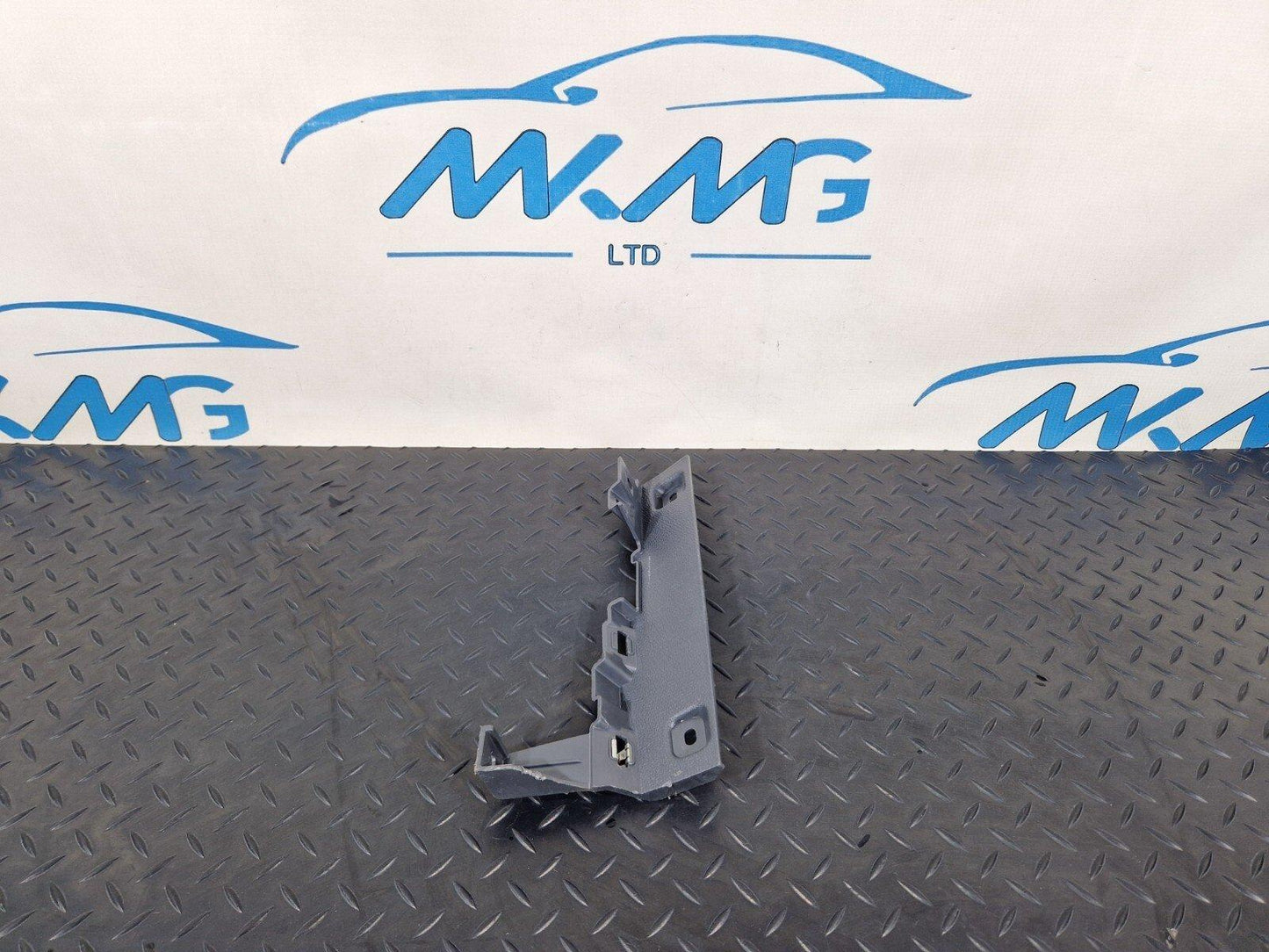 18-ON MERCEDES BENZ SPRINTER W907 W910 DASHBOARD TRIM COVER PANEL A9106806900