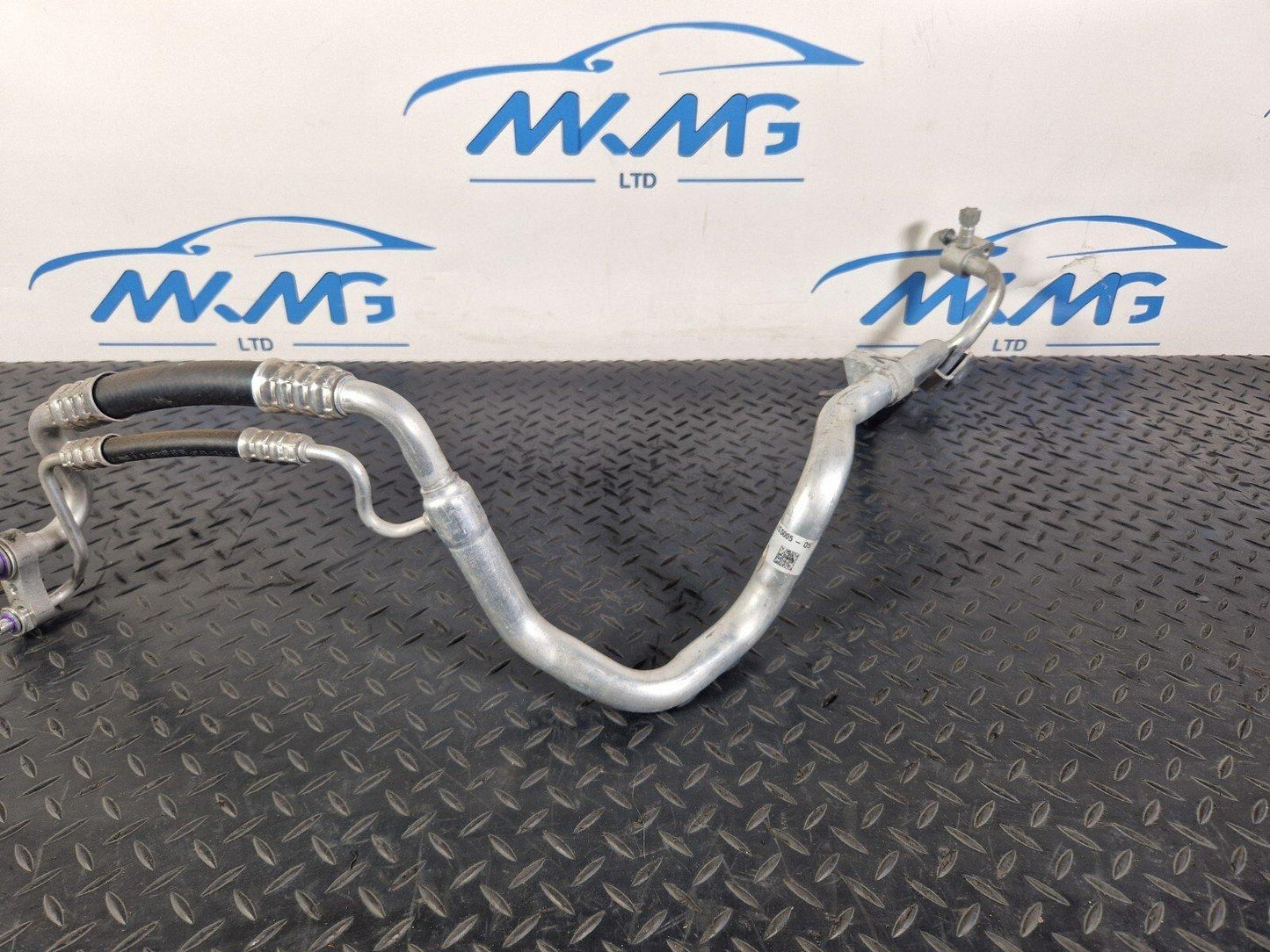 18-ON MERCEDES BENZ A CLASS W177 AC AIR CONDITIONING PIPE A1778305201