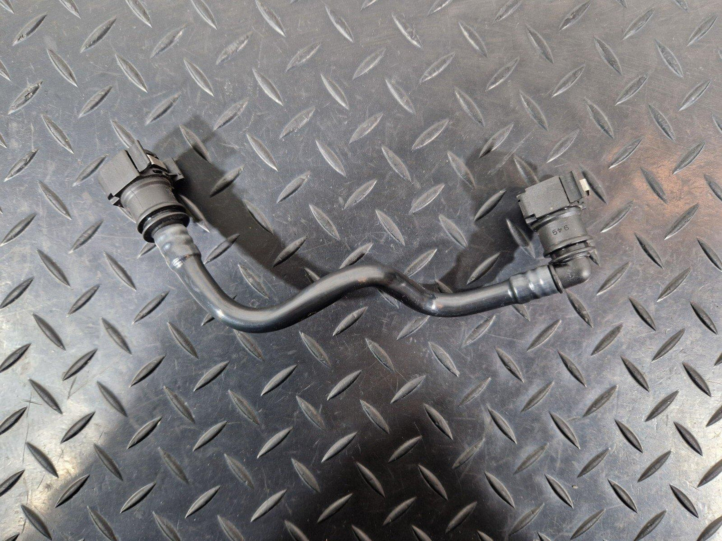 14-21 MERCEDES BENZ C200 W205 2.1 PETROL FUEL TANK PURGE PIPE A2054711215